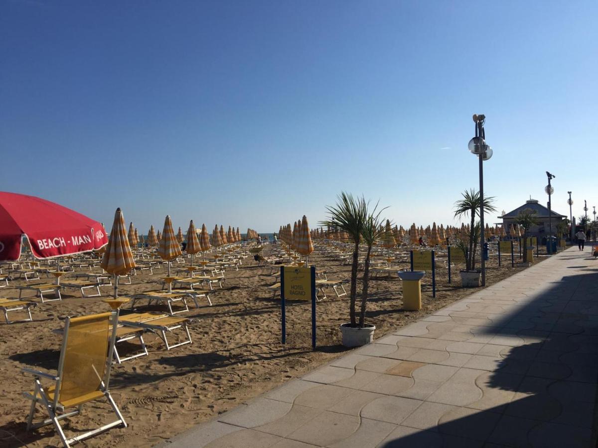 App. Marcopolo - 100Mt Dal Mare Daire Lido di Jesolo Dış mekan fotoğraf